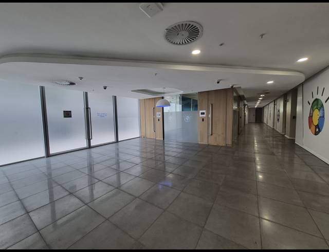 1,094M² OFFICE TO LET IN SANDTON CENTRAL